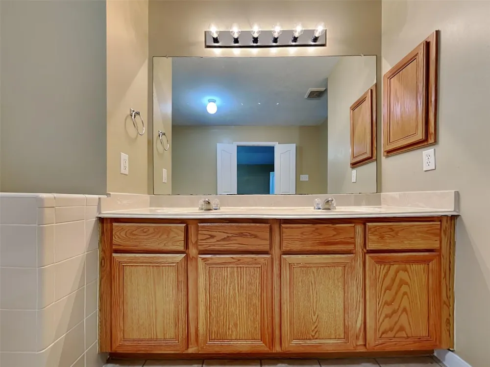 12027 Bunny Lane Pinehurst, TX 77362