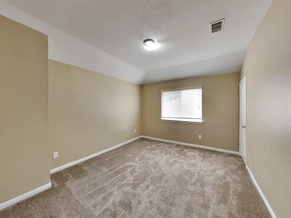 12027 Bunny Lane Pinehurst, TX 77362