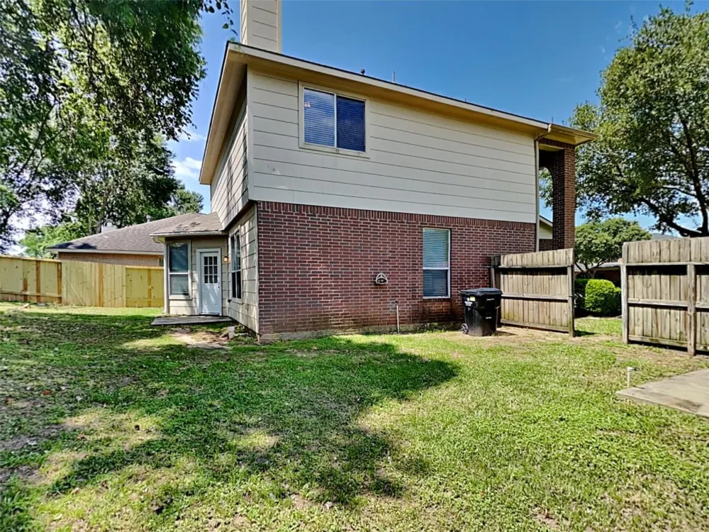 12027 Bunny Lane Pinehurst, TX 77362