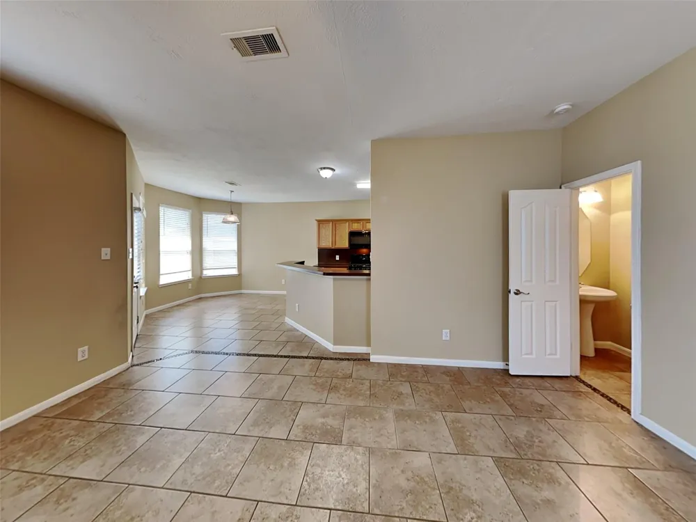 12027 Bunny Lane Pinehurst, TX 77362