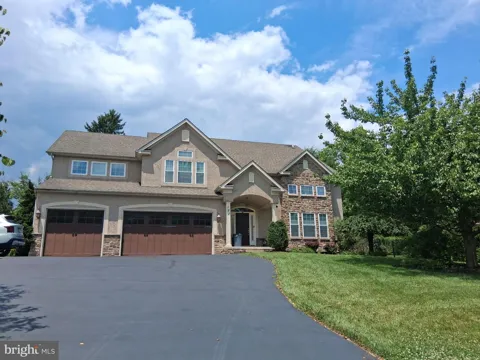 121 PINETOWN ROAD