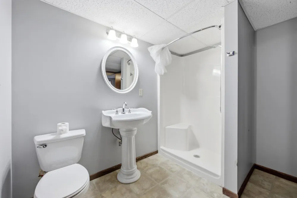 228 9th Street Breckenridge, MN 56520
