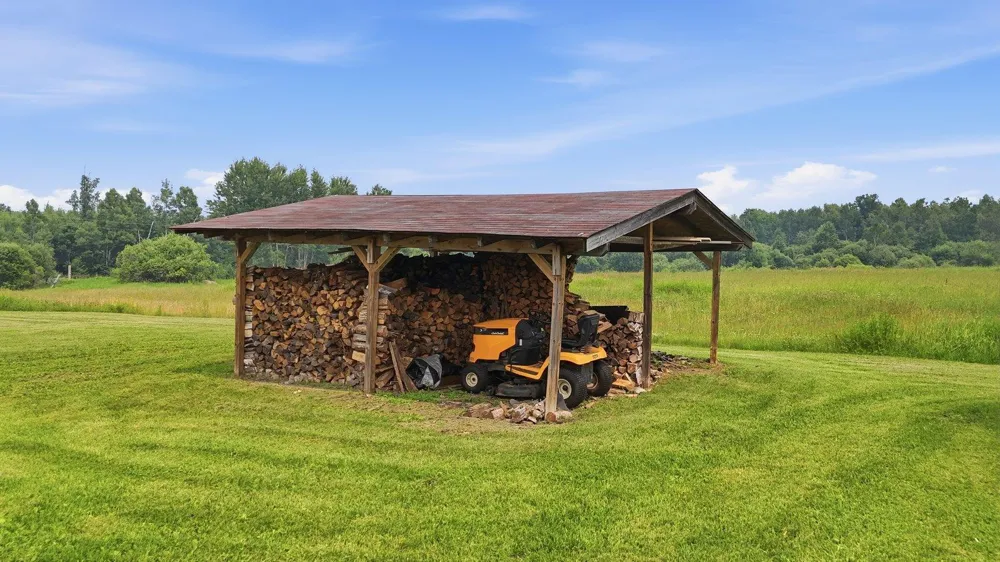 6222 County Road 130 Kettle River, MN 55757