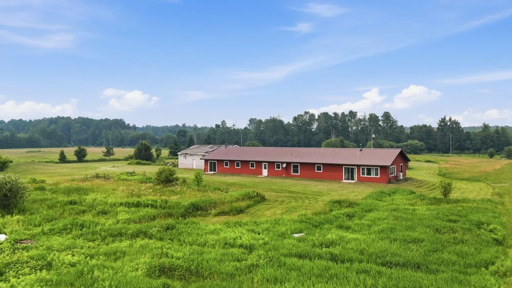 6222 County Road 130 Kettle River, MN 55757