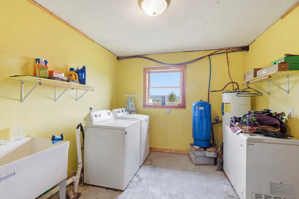 6222 County Road 130 Kettle River, MN 55757