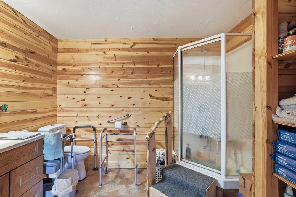 6222 County Road 130 Kettle River, MN 55757