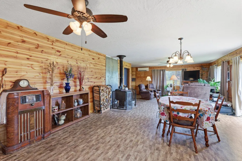 6222 County Road 130 Kettle River, MN 55757
