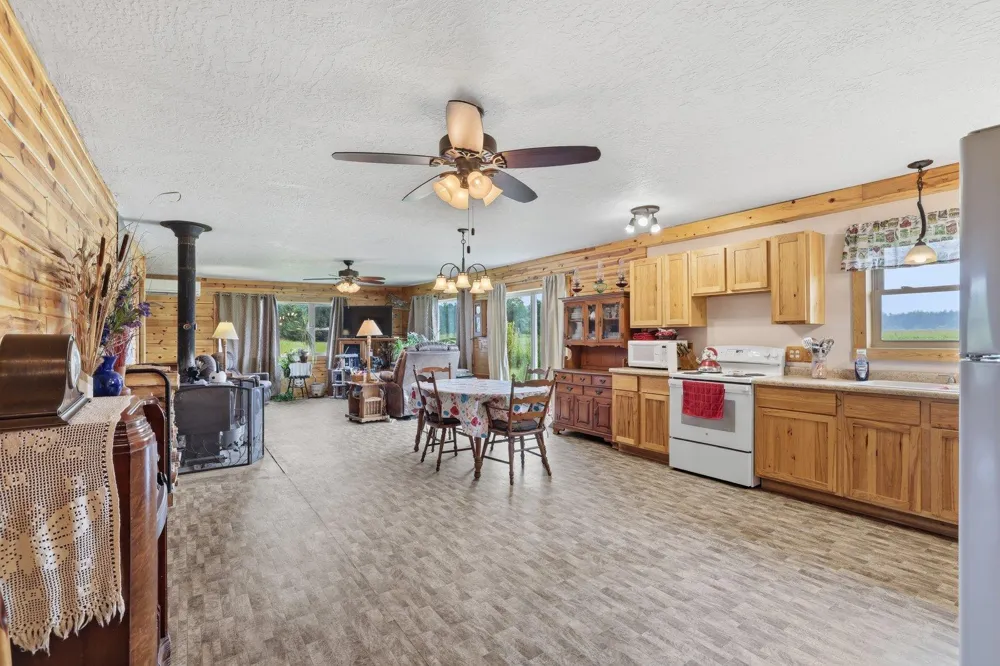 6222 County Road 130 Kettle River, MN 55757