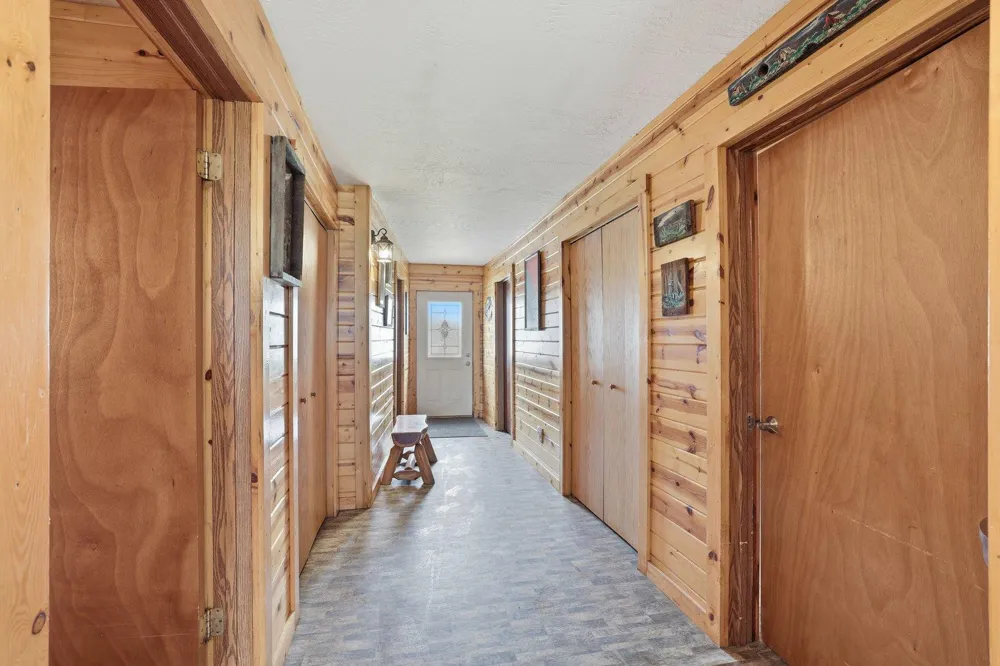 6222 County Road 130 Kettle River, MN 55757