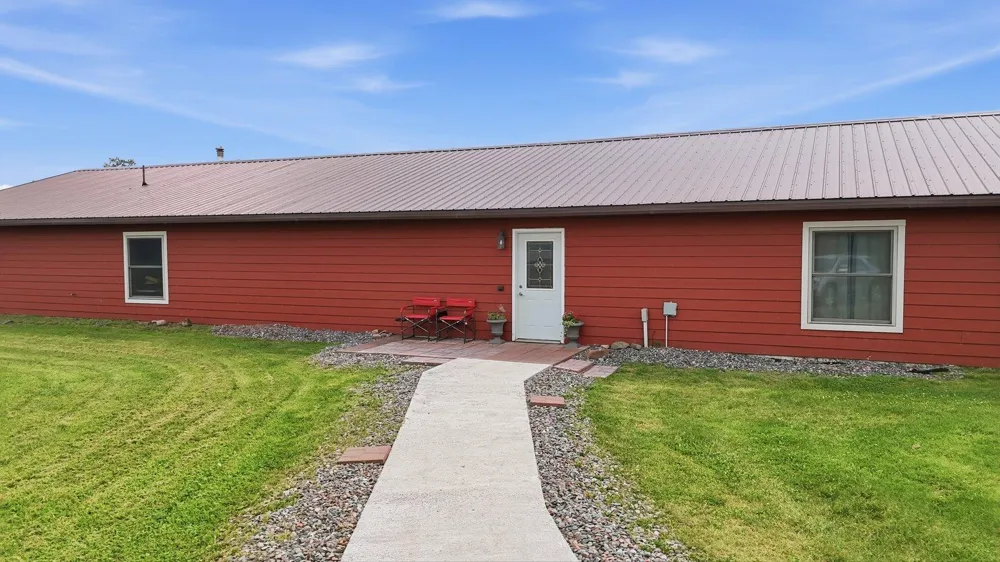 6222 County Road 130 Kettle River, MN 55757
