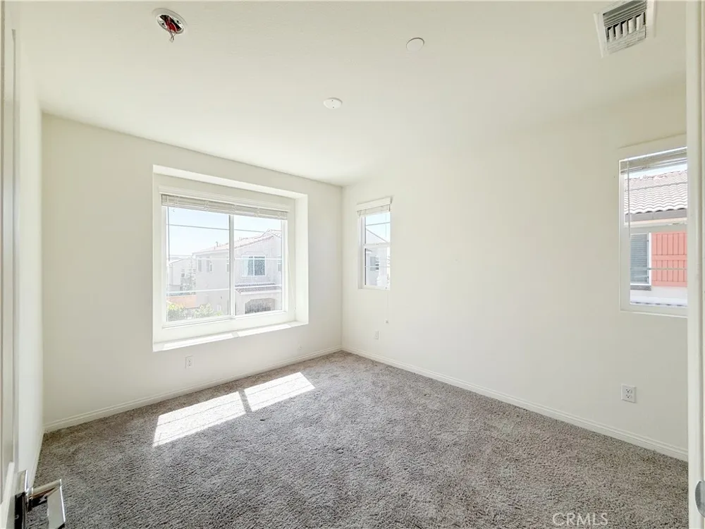7155 Citrus Ave #227 Fontana, CA 92336