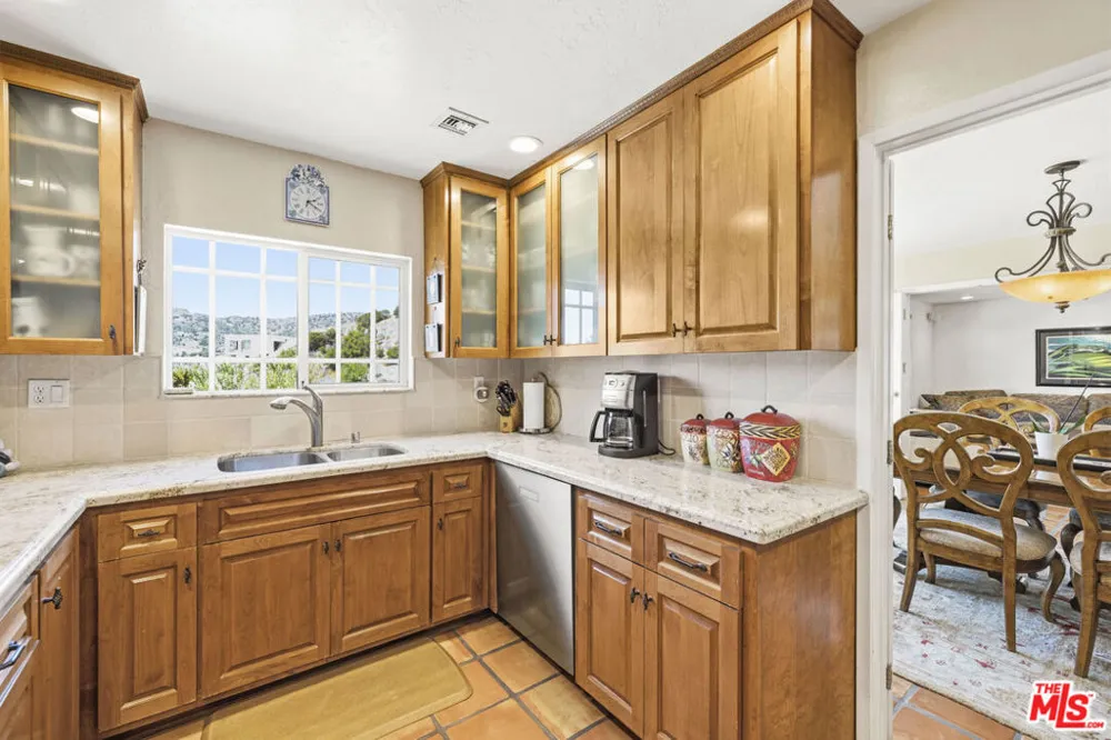 51 Flintlock Lane Bell Canyon, CA 91307