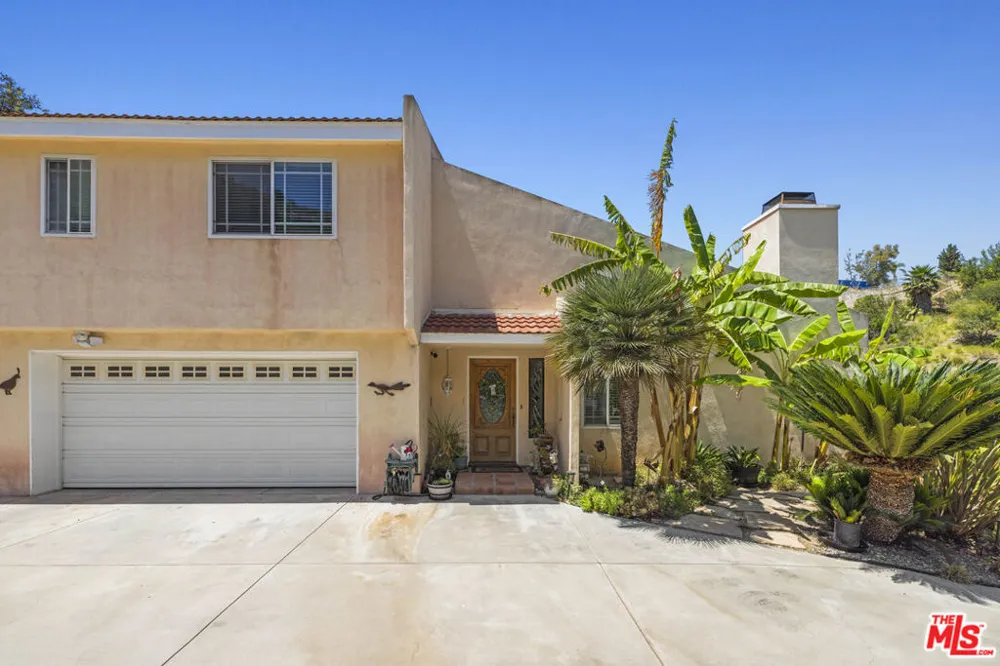 51 Flintlock Lane Bell Canyon, CA 91307