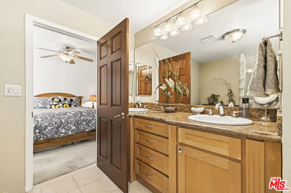 51 Flintlock Lane Bell Canyon, CA 91307