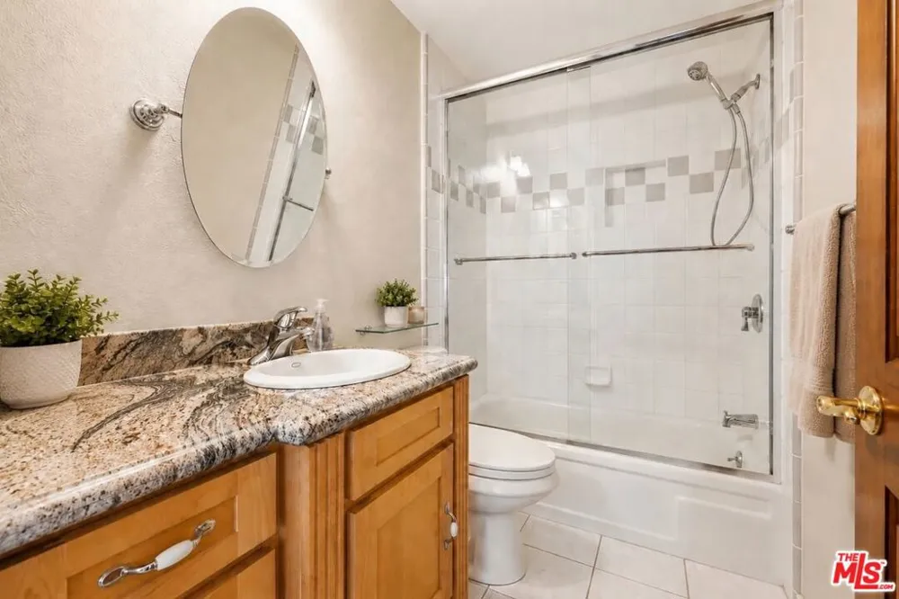 51 Flintlock Lane Bell Canyon, CA 91307
