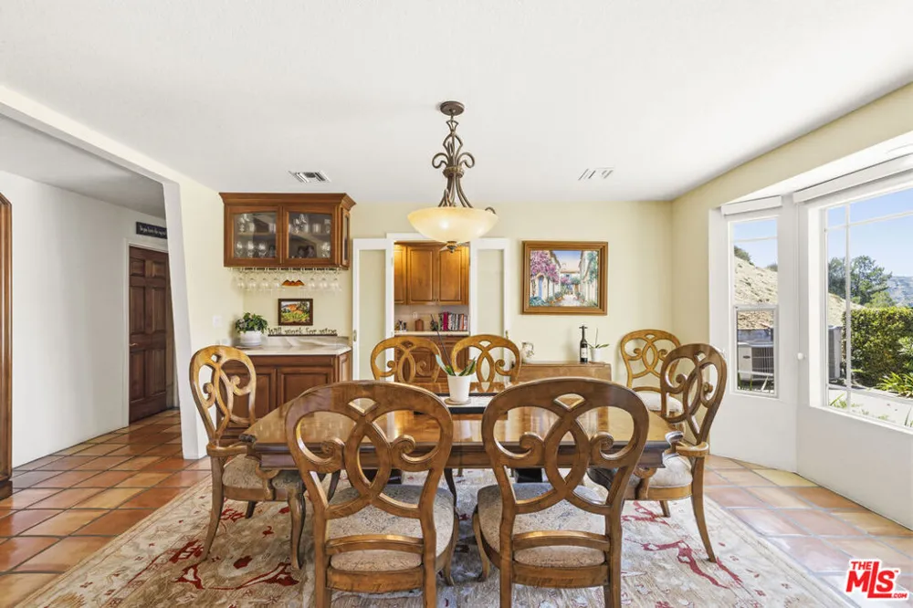 51 Flintlock Lane Bell Canyon, CA 91307