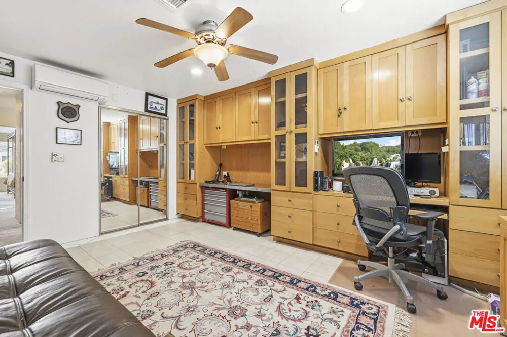 51 Flintlock Lane Bell Canyon, CA 91307