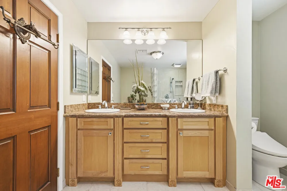 51 Flintlock Lane Bell Canyon, CA 91307