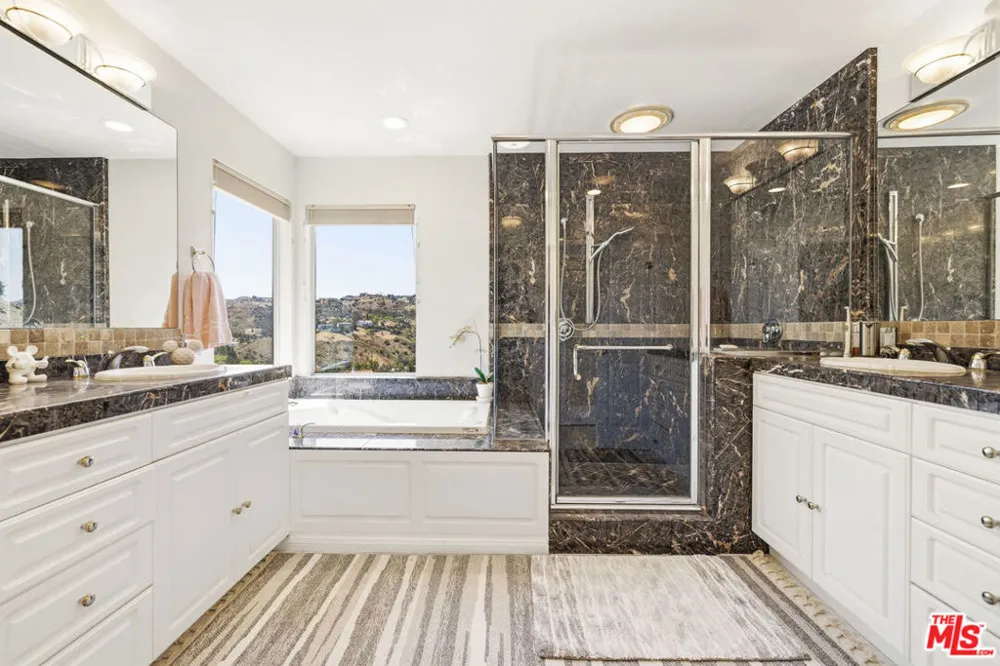 51 Flintlock Lane Bell Canyon, CA 91307