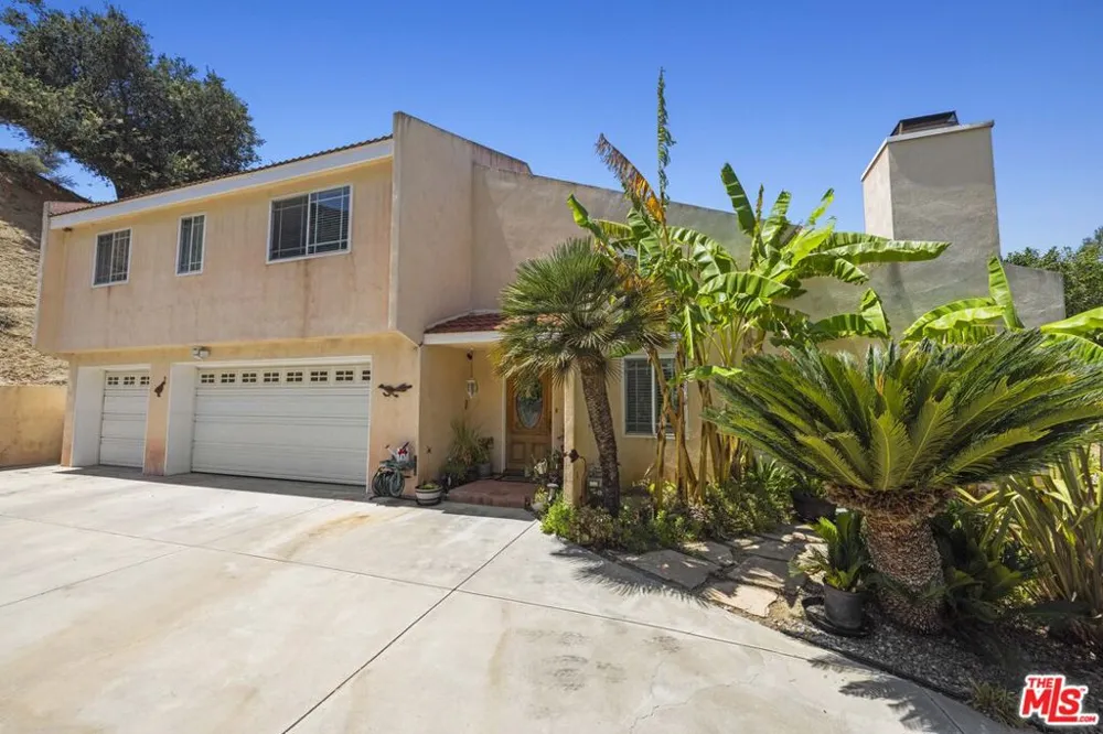 51 Flintlock Lane Bell Canyon, CA 91307