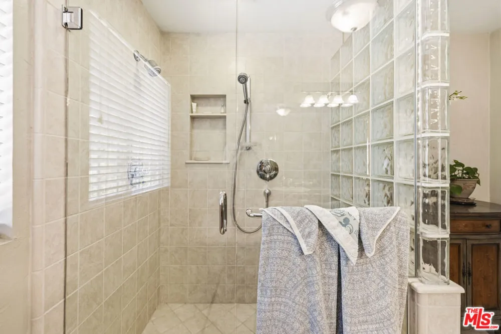 51 Flintlock Lane Bell Canyon, CA 91307