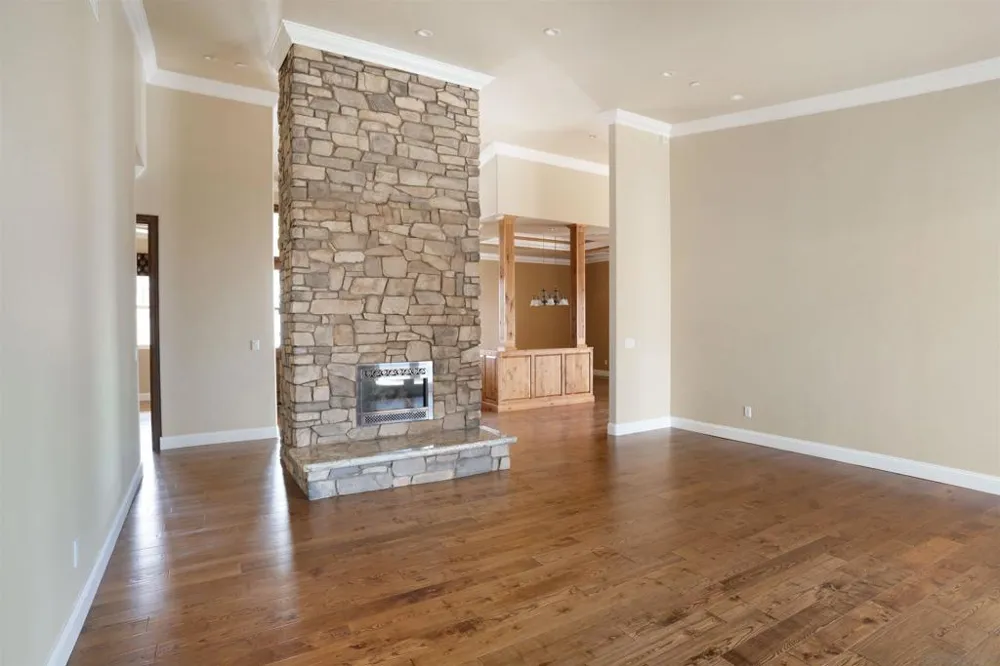 15710 Blue Crystal Trails Poway, CA 92064