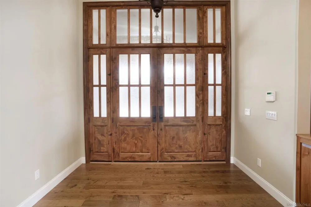 15710 Blue Crystal Trails Poway, CA 92064