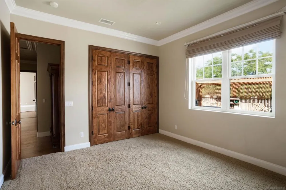 15710 Blue Crystal Trails Poway, CA 92064