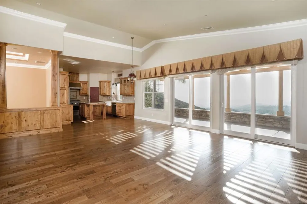 15710 Blue Crystal Trails Poway, CA 92064