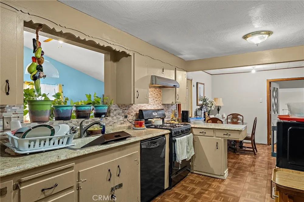 2153 4th Street Oroville, CA 95965