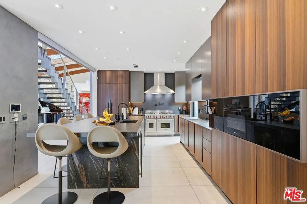 624 23rd Street Santa Monica, CA 90402