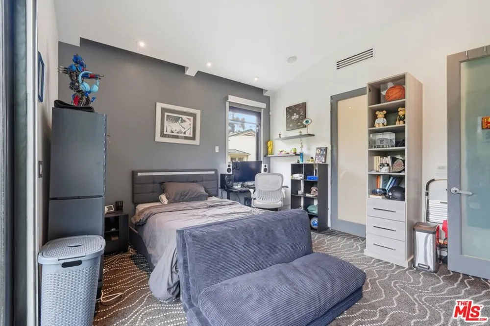 624 23rd Street Santa Monica, CA 90402