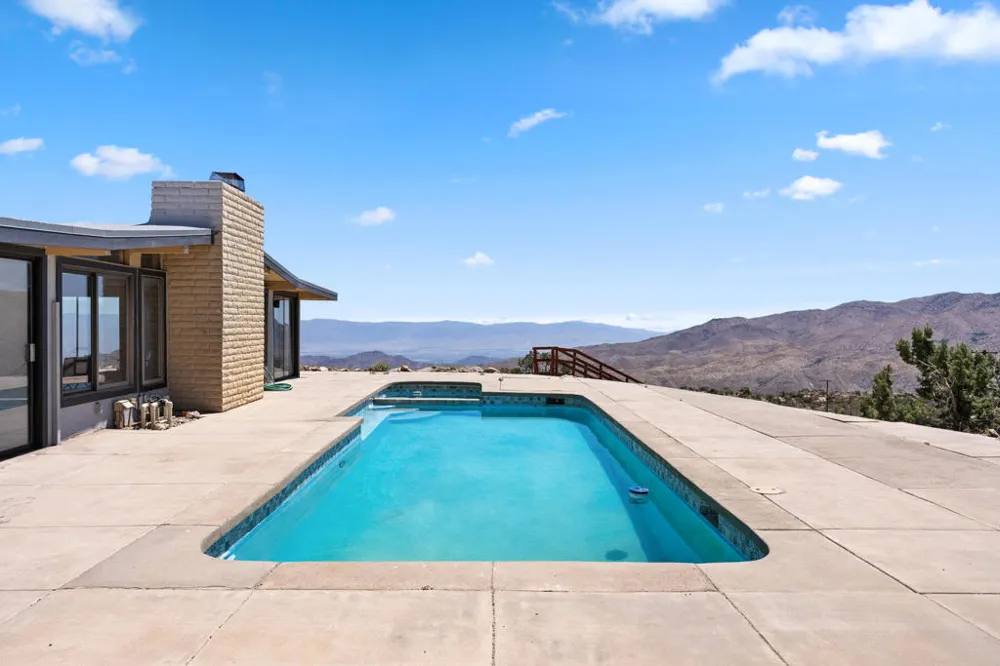 61579 Sun Terrace Mountain Center, CA 92561