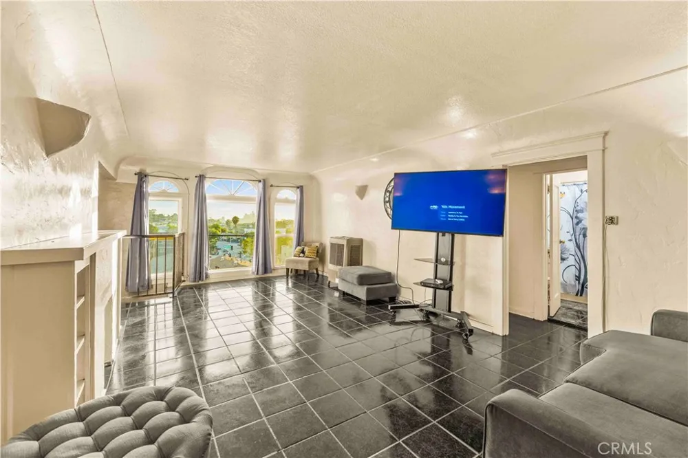 1521 Helen Dr Los Angeles, CA 90063