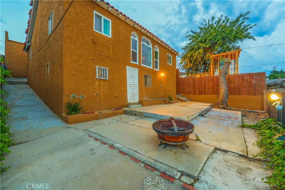 1521 Helen Dr Los Angeles, CA 90063