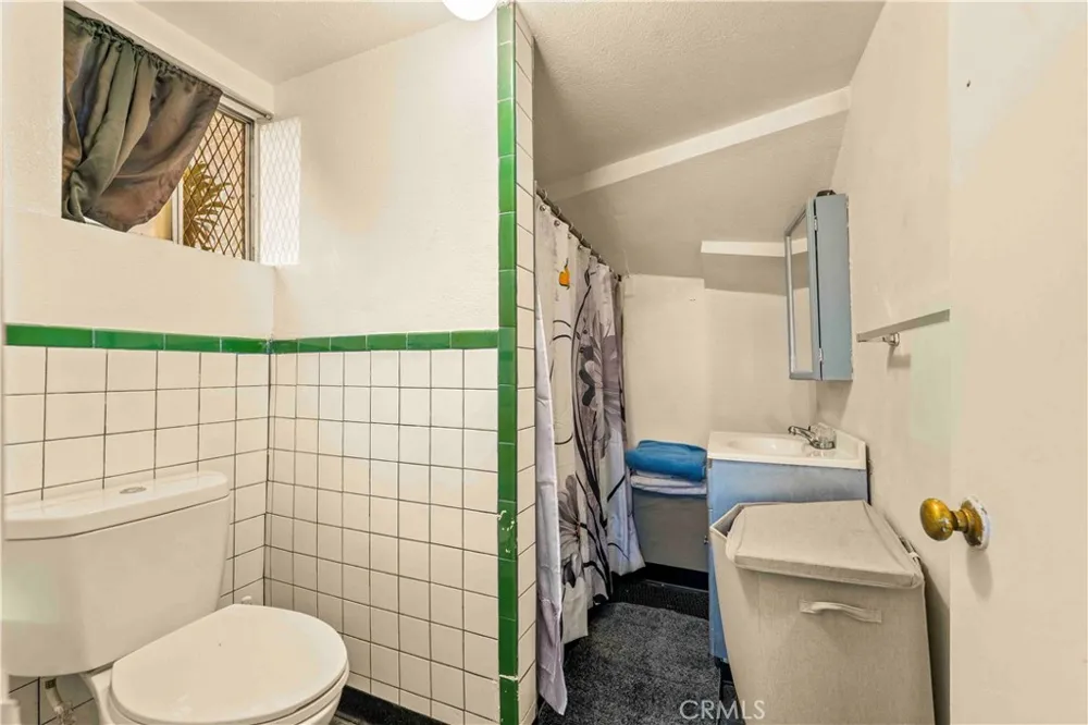 1521 Helen Dr Los Angeles, CA 90063