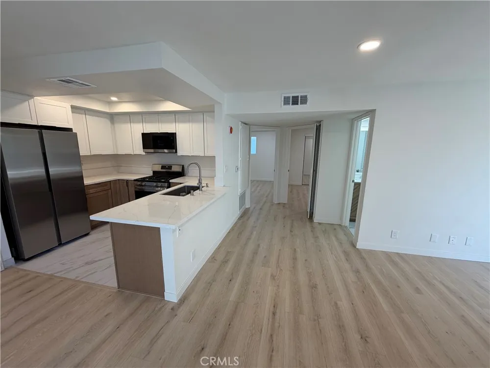 5312 Cartwright #1 North Hollywood, CA 91601