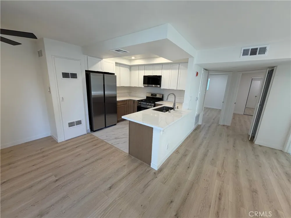 5312 Cartwright #1 North Hollywood, CA 91601