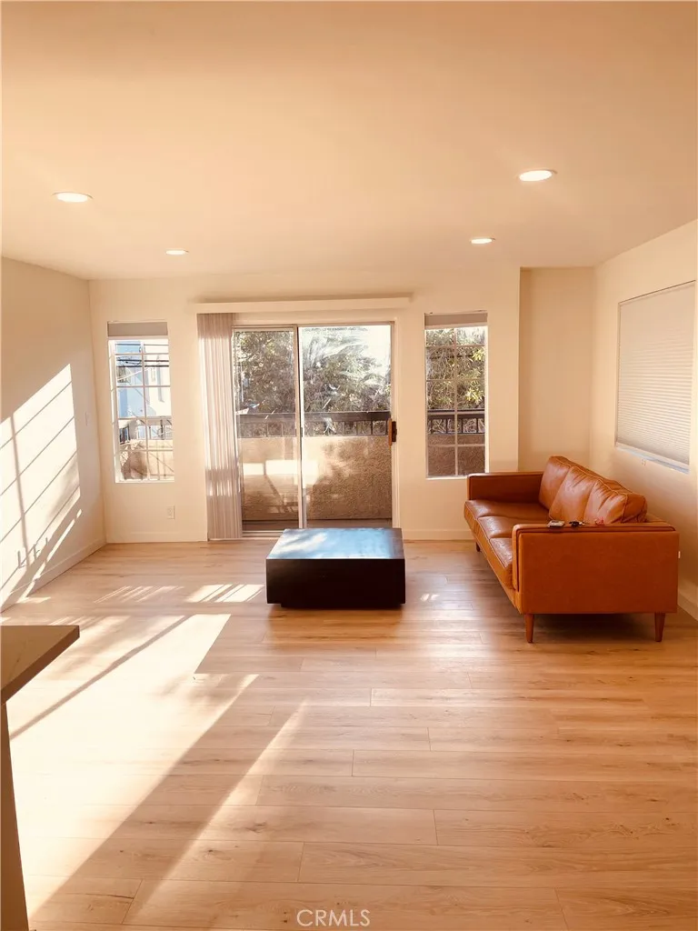5312 Cartwright #1 North Hollywood, CA 91601