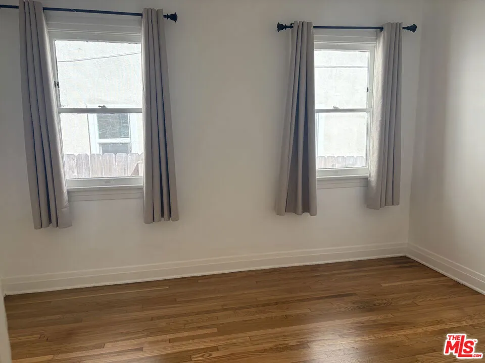 1120 20th Street #C Santa Monica, CA 90403