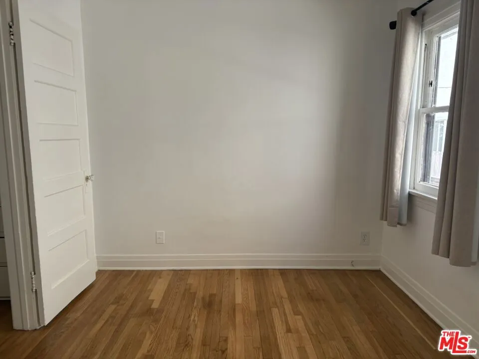 1120 20th Street #C Santa Monica, CA 90403