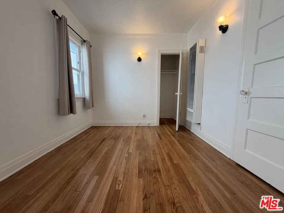 1120 20th Street #C Santa Monica, CA 90403