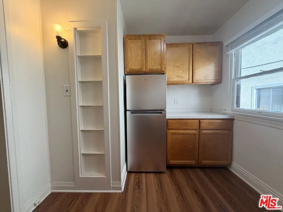 1120 20th Street #C Santa Monica, CA 90403