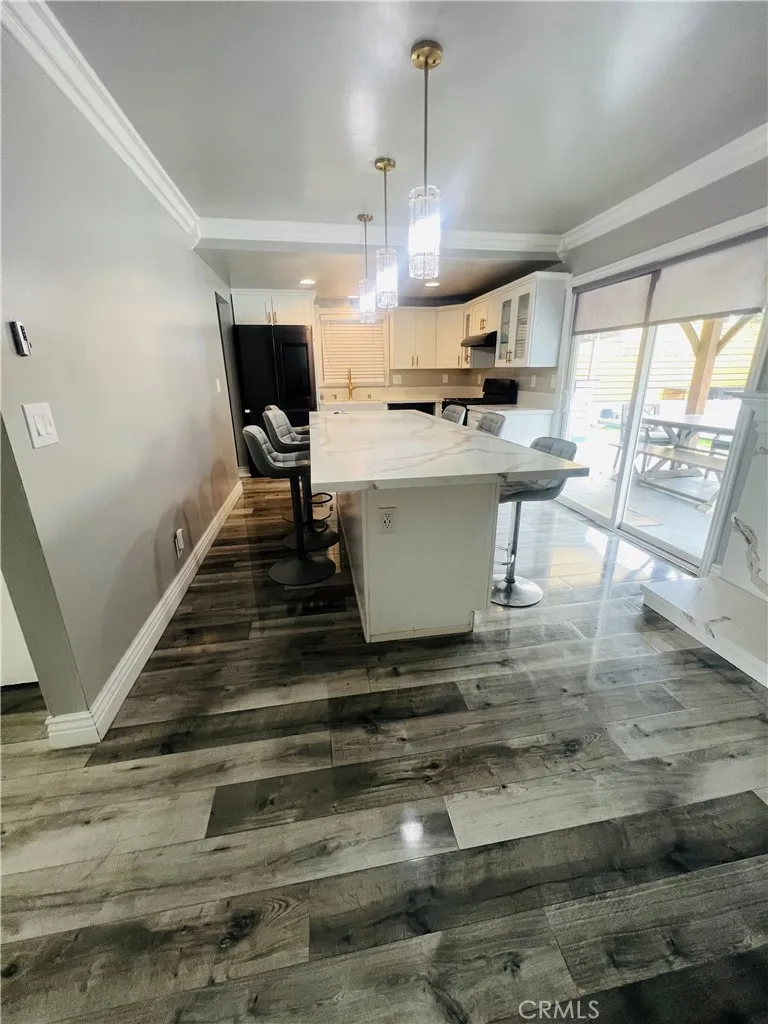 1720 E Balard Carson, CA 90745
