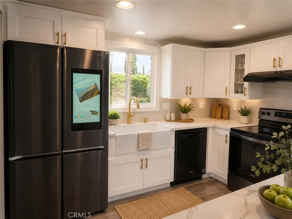 1720 E Balard Carson, CA 90745