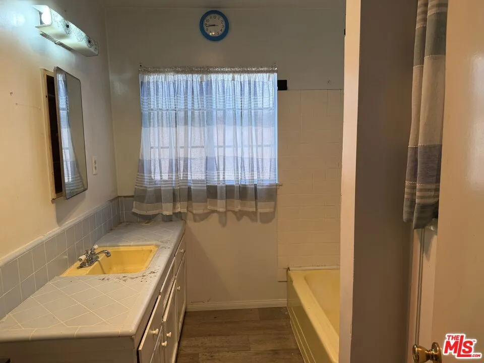 14905 Escalona Road La Mirada, CA 90638
