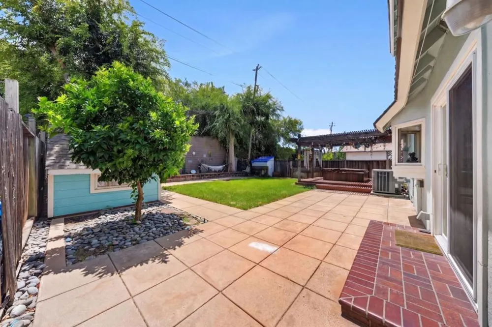 170 Herlong Avenue San Jose, CA 95123