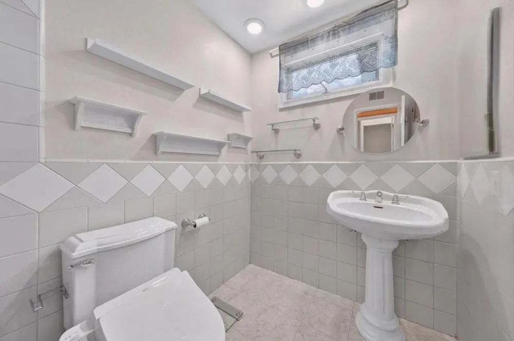 170 Herlong Avenue San Jose, CA 95123