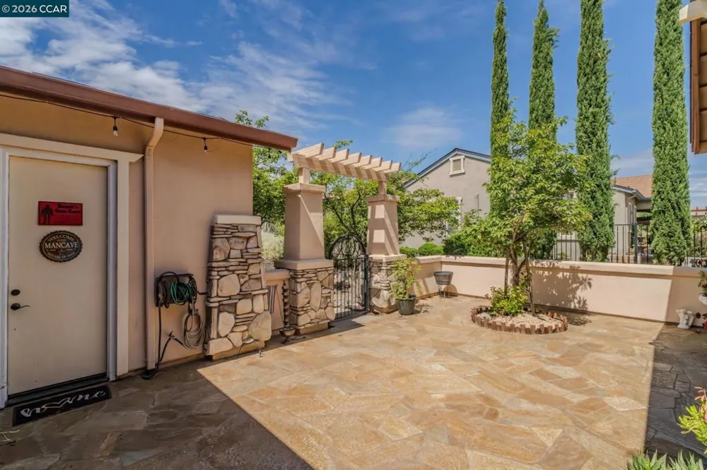 118 Glen View Court Copperopolis, CA 95228