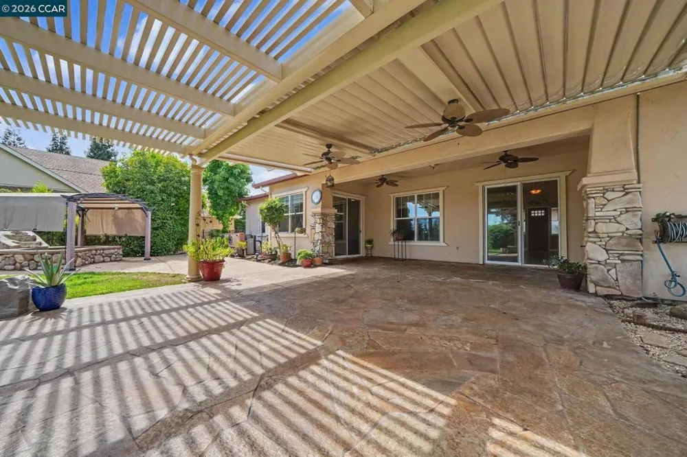 118 Glen View Court Copperopolis, CA 95228